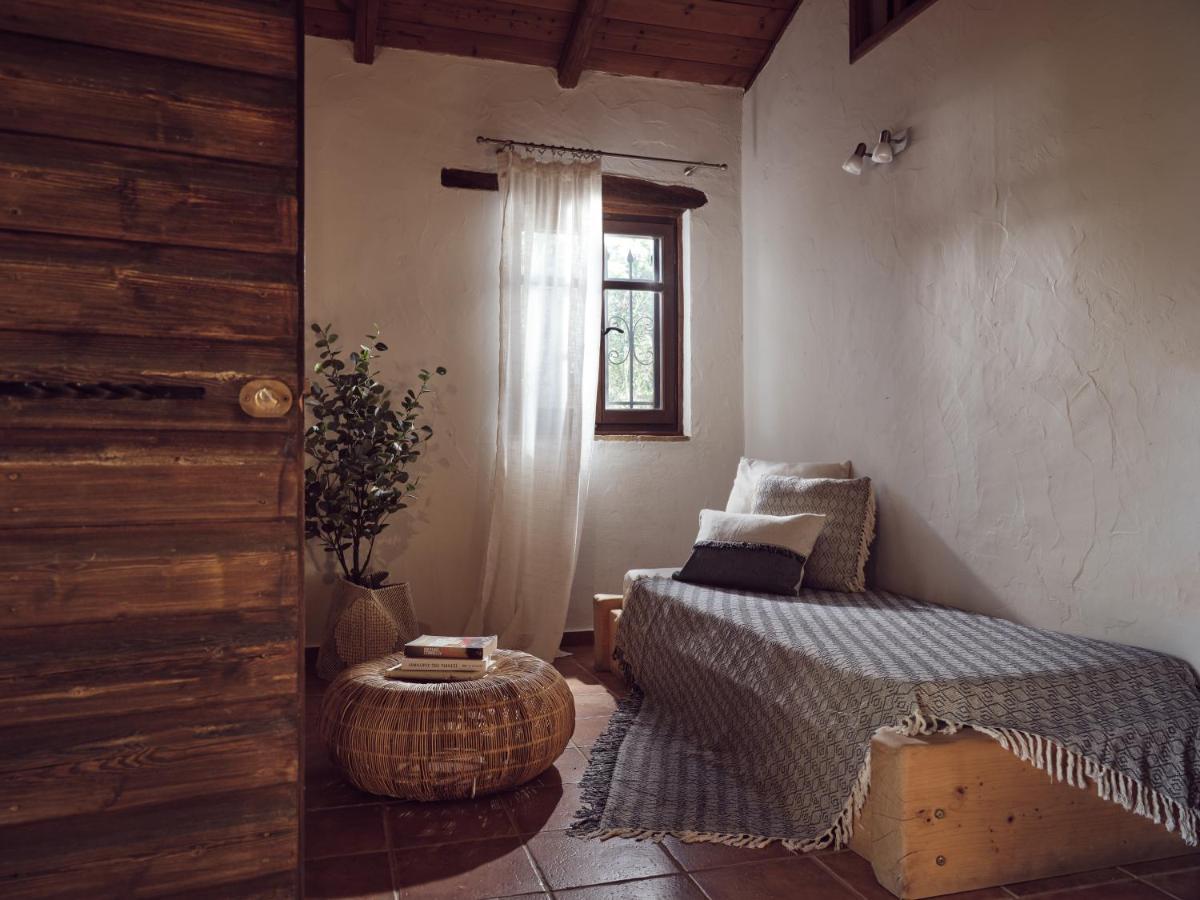 Leeda'S Cottages Lithakia  外观 照片
